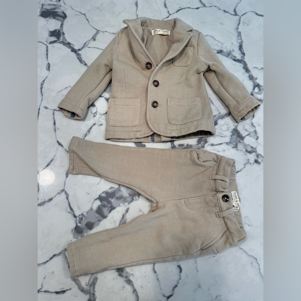 Hope & Henry baby’s boy 12-18 month taupe herringbone fleece set